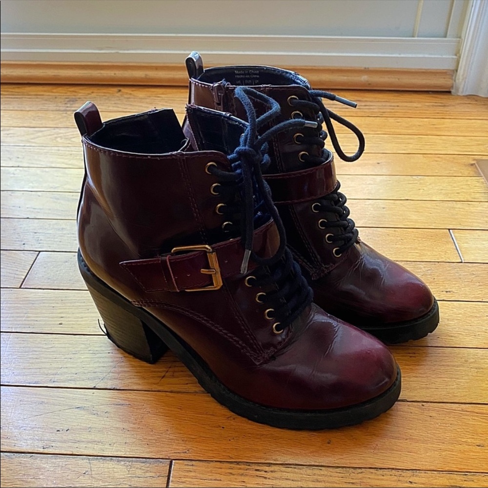 Heeled boots